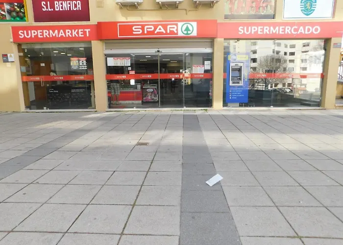 Tropical Rocha 公寓 *